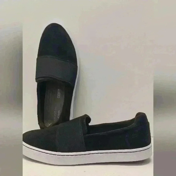 Clarks Womens Pawley Wes Black Suede Slip on Sneaker with Rubber Soles Size US 9 - Picture 1 of 11
